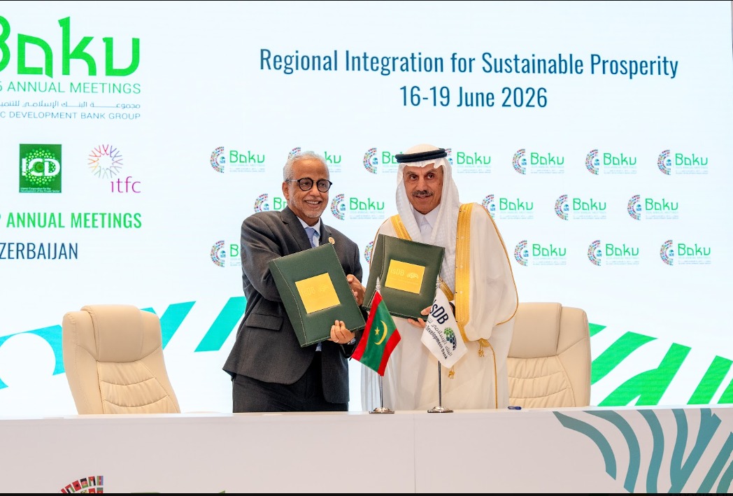 Le ministre des Affaires économiques signe avec la BID un accord de financement d'environ 60 millions de dollars pour l’électrification des zones rurales